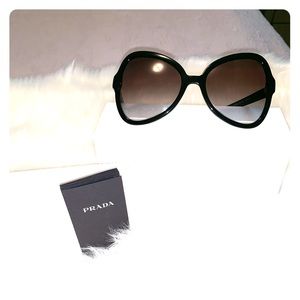 🖤PRADA 🖤 Sunglasses 🕶